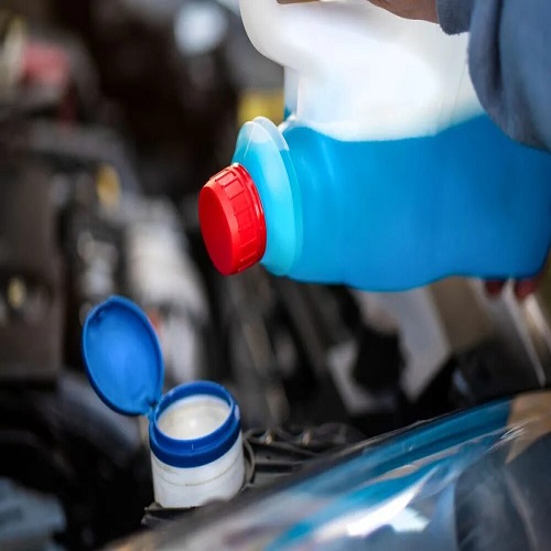 Sale of antifreeze in Tehran
